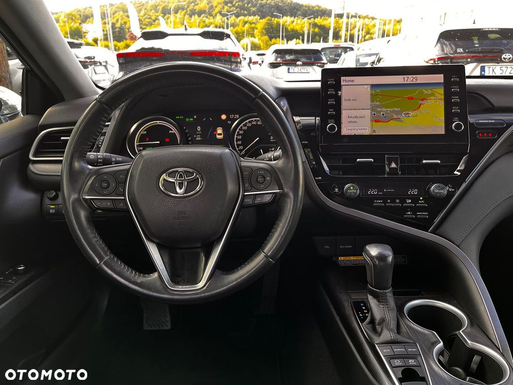 Toyota Camry 2.5 Hybrid Executive CVT - 11