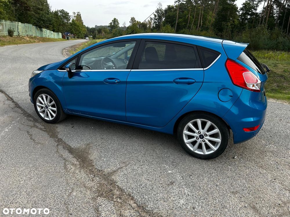 Ford Fiesta 2013 photo 4