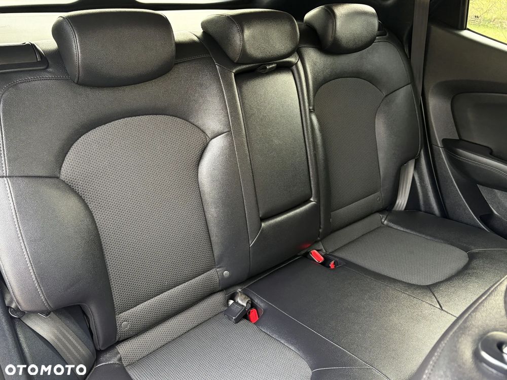Hyundai ix35 1.7 CRDi Premium 2WD - 26