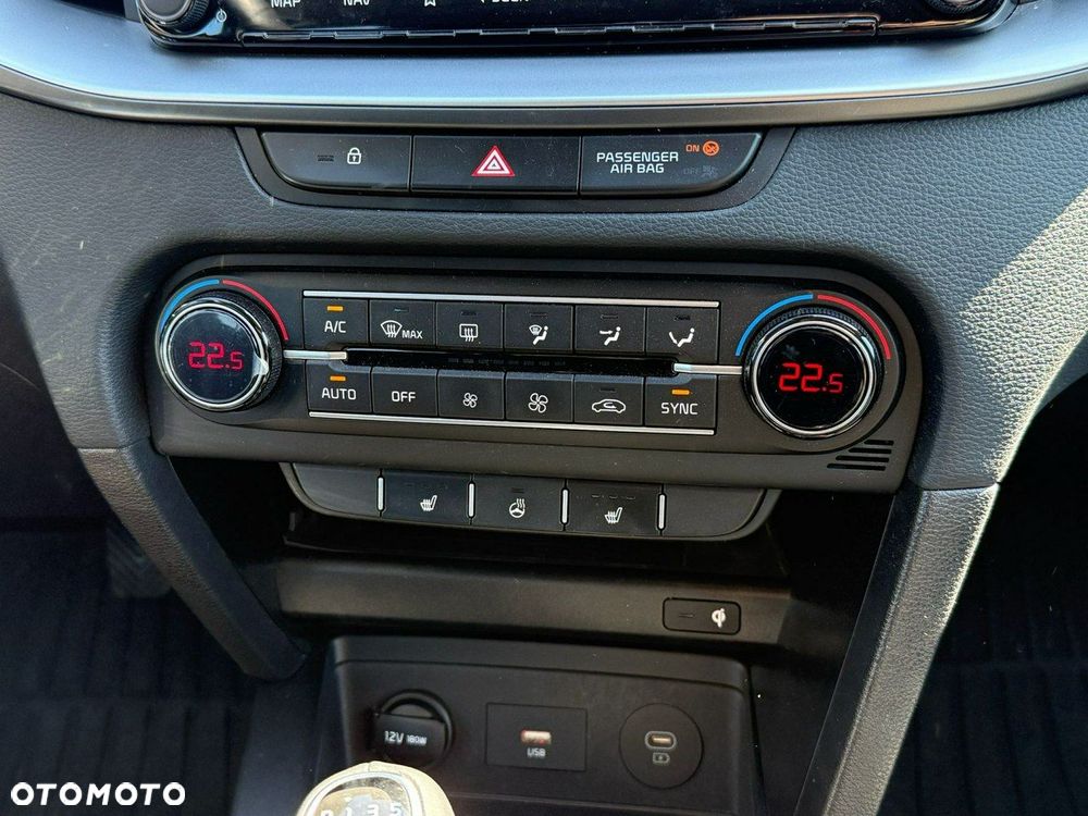 Kia Ceed 1.5 T-GDI Business Line - 23