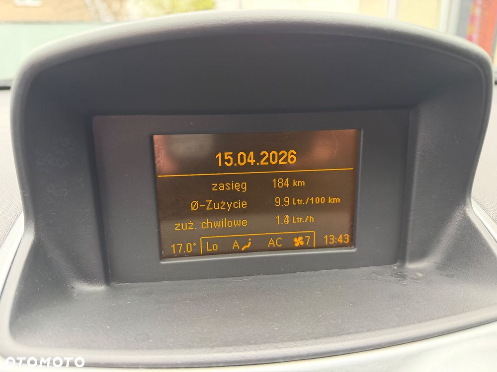 Opel Corsa 1.4 16V Enjoy - 9