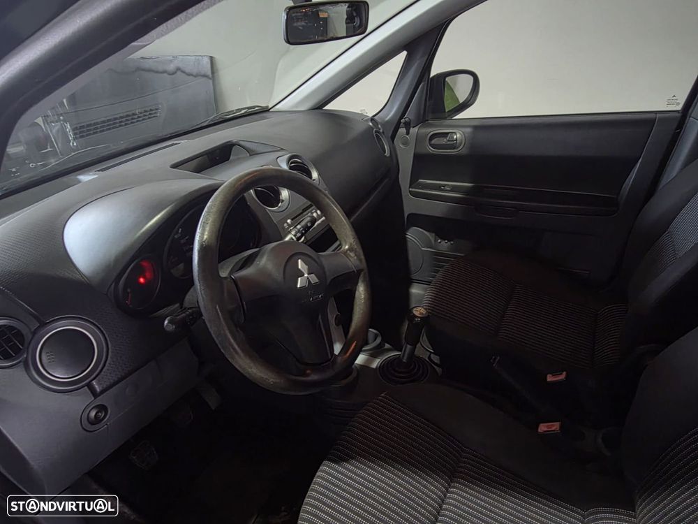 Mitsubishi Colt 1.1 E-motion - 12