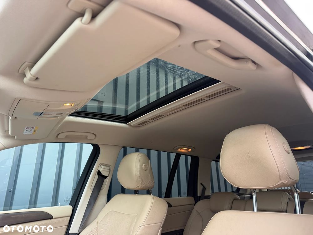 Mercedes-Benz GLS 350 d 4Matic 9G-TRONIC AMG Line - 35