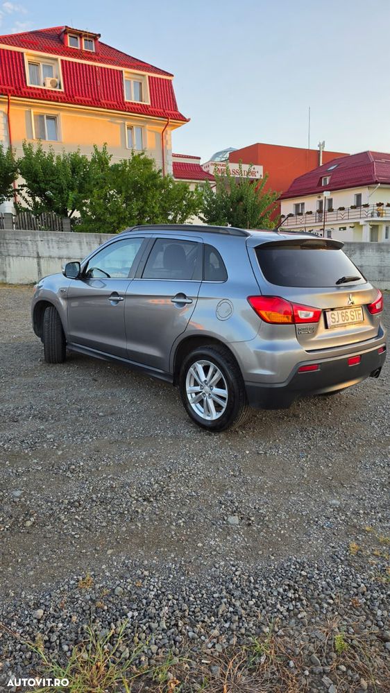 Mitsubishi ASX 1.8 DID 2WD Intense A15 - 3