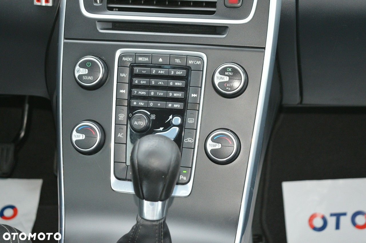 Volvo V60 D2 Kinetic - 26