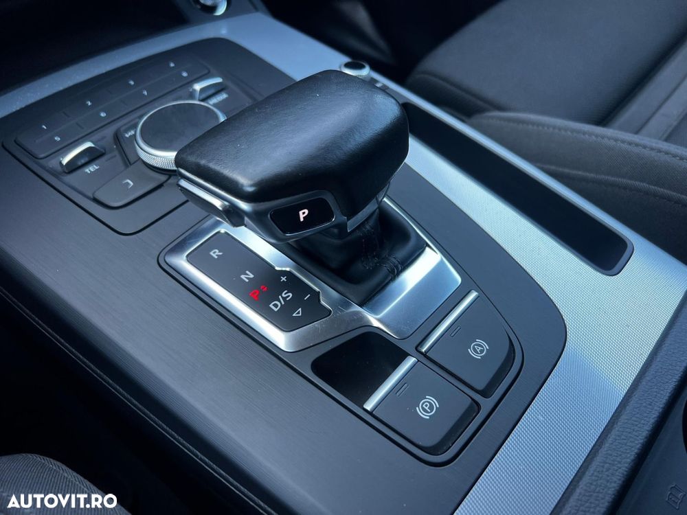 Audi Q5 2.0 40 TDI quattro S tronic Sport - 14