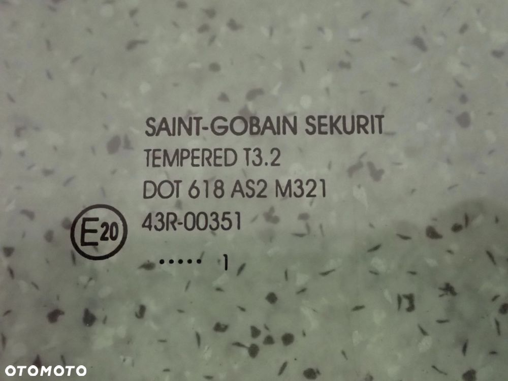 HYUNDAI IX20 HB 5D 09- SZYBA DRZWI TYLNA PRAWA - 3