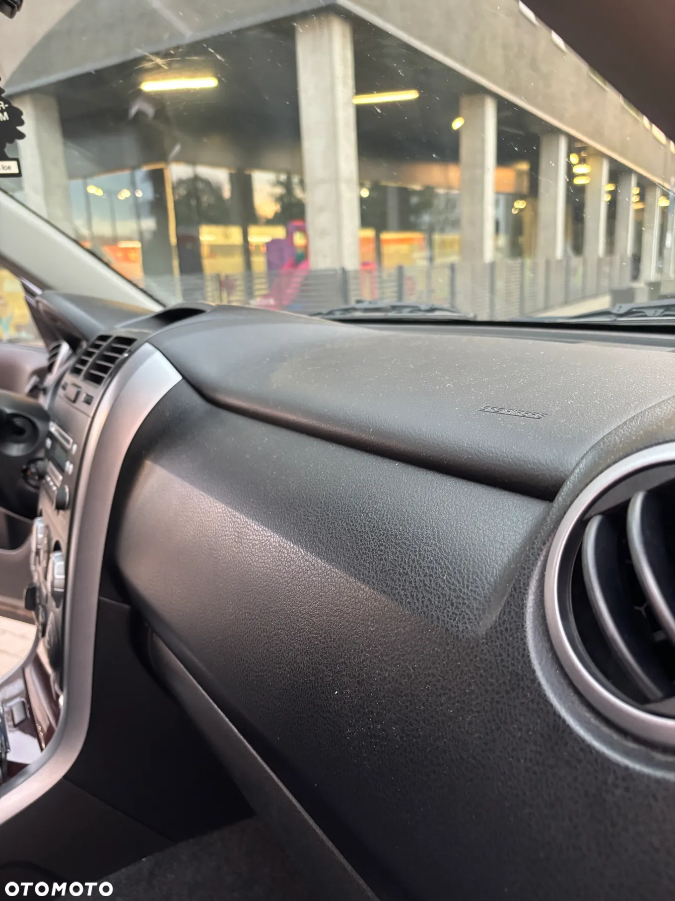 Suzuki Grand Vitara 2.0 De luxe - 25