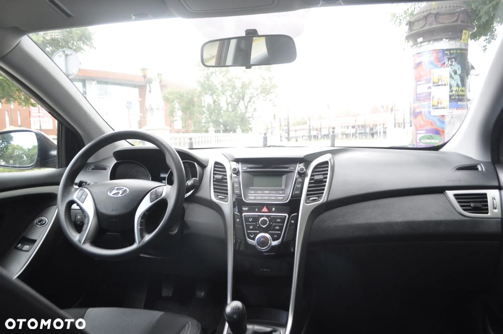 Hyundai i30 1.4 Comfort - 10