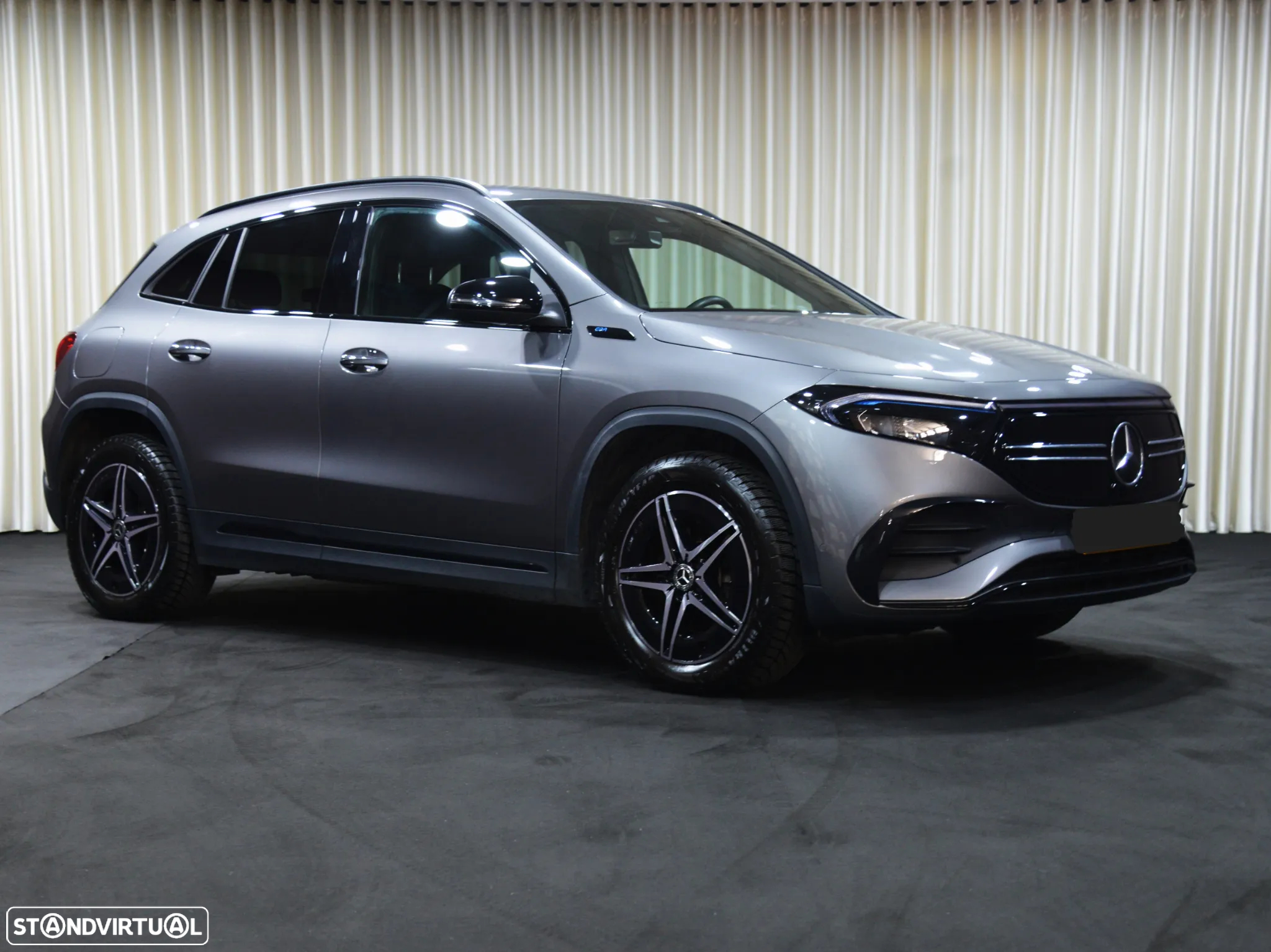 Mercedes-Benz EQA 300 4Matic AMG Line - 2