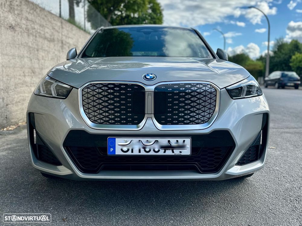 BMW iX1 eDrive20 M Sport Pack - 1