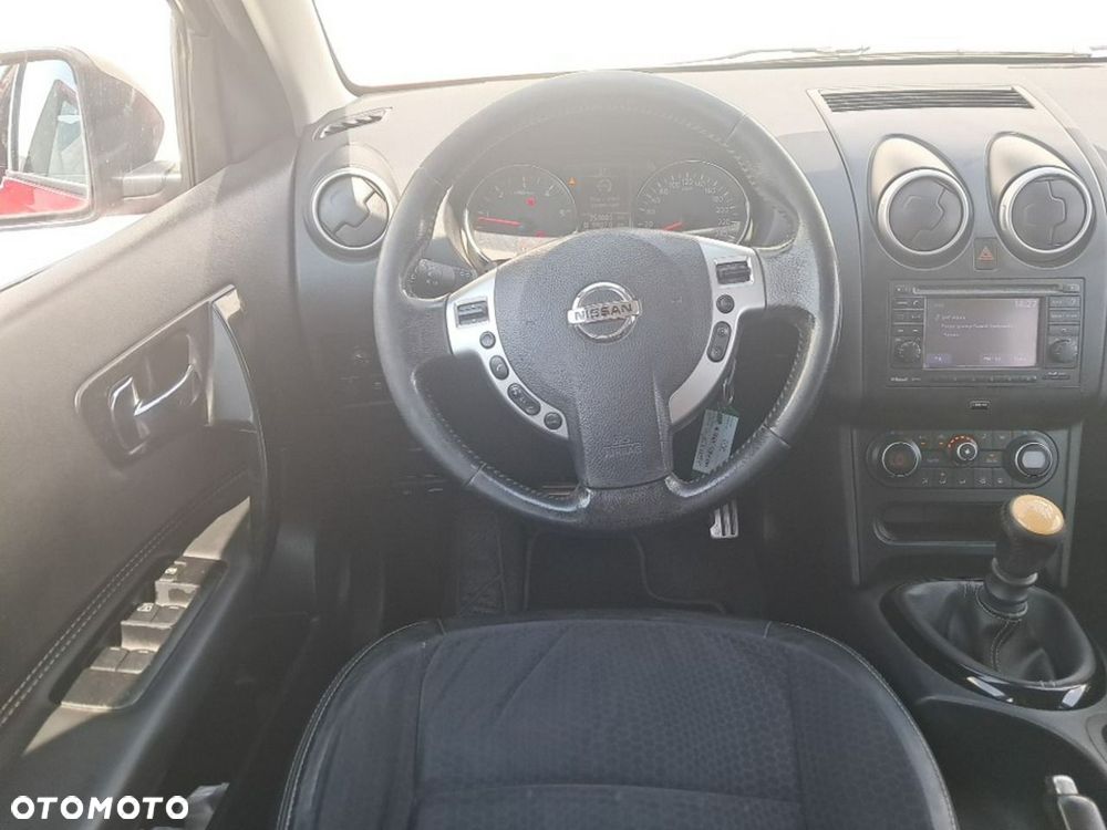 Nissan Qashqai+2 - 10