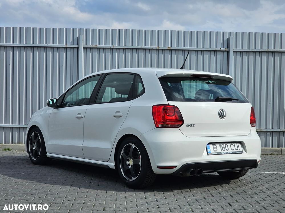 Volkswagen Polo - 5