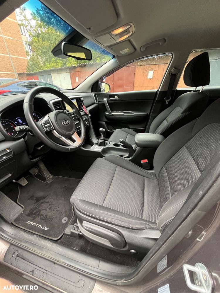 Kia Sportage 1.6 CRDI 2WD SPIRIT - 12