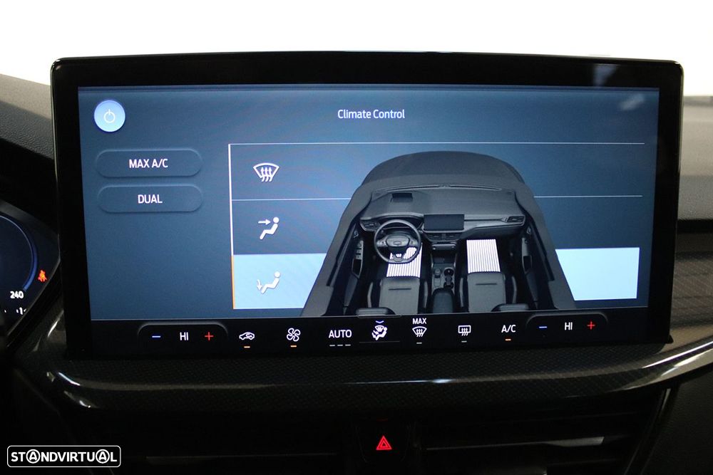 Ford Focus SW 1.0 EcoBoost MHEV ST-Line X Aut. - 11