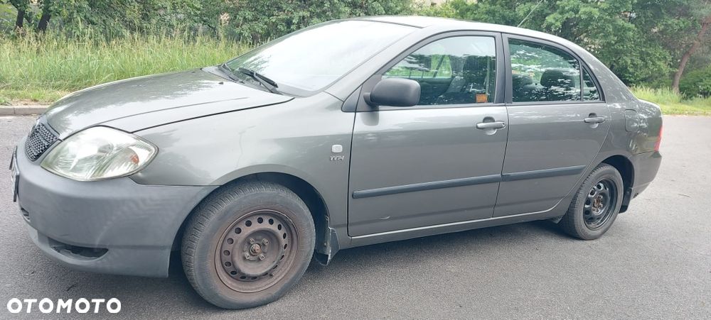 Toyota Corolla - 4