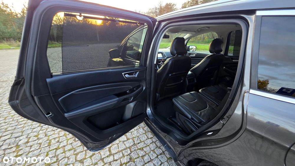 Ford S-Max 2.0 EcoBlue Titanium - 23