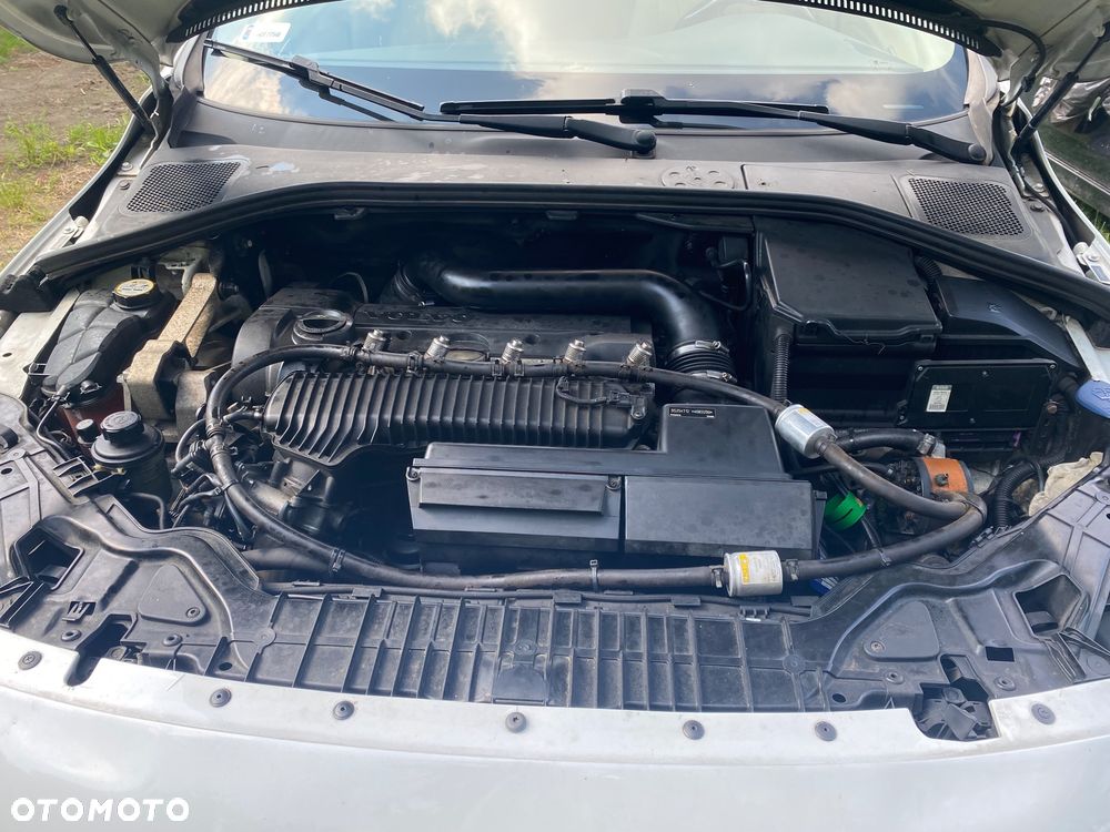 Volvo S60 2.5 T5 - 8