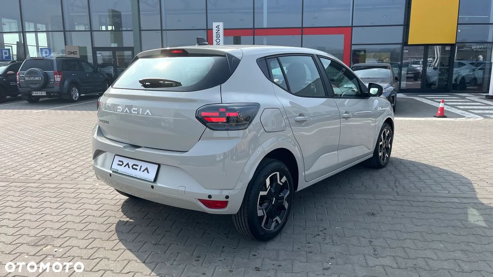 Dacia Sandero - 4