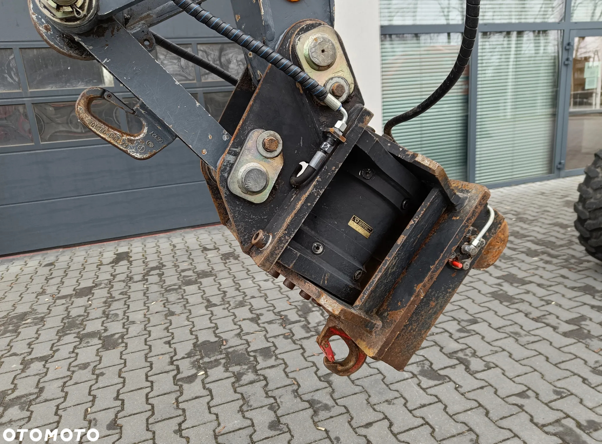Atlas 140 W - 23