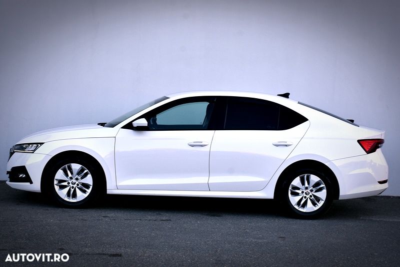 Skoda Octavia 1.5 TSI DSG MHEV Style - 8