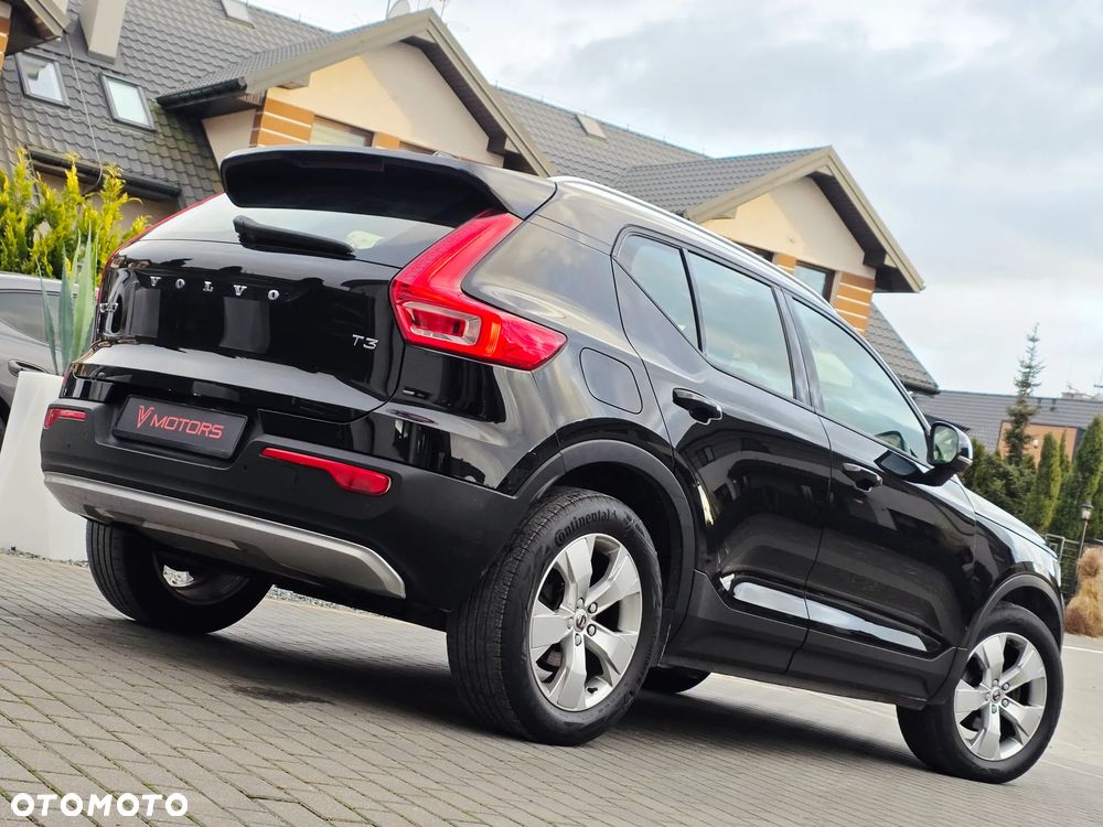 Volvo XC 40 T3 Momentum - 29