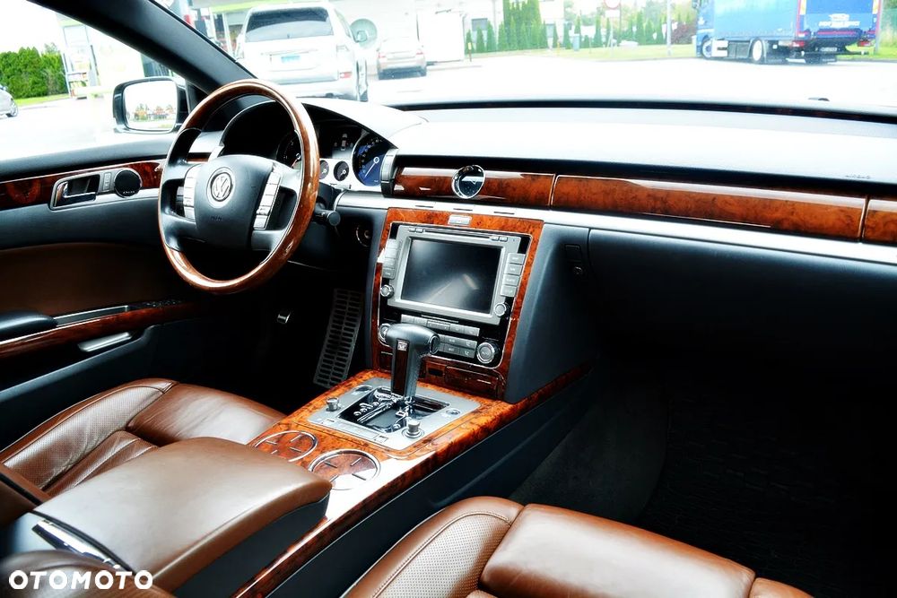 Volkswagen Phaeton 3.0 V6 TDI DPF 4MotION Automatik (5 Sitzer) Edition 6 - 19