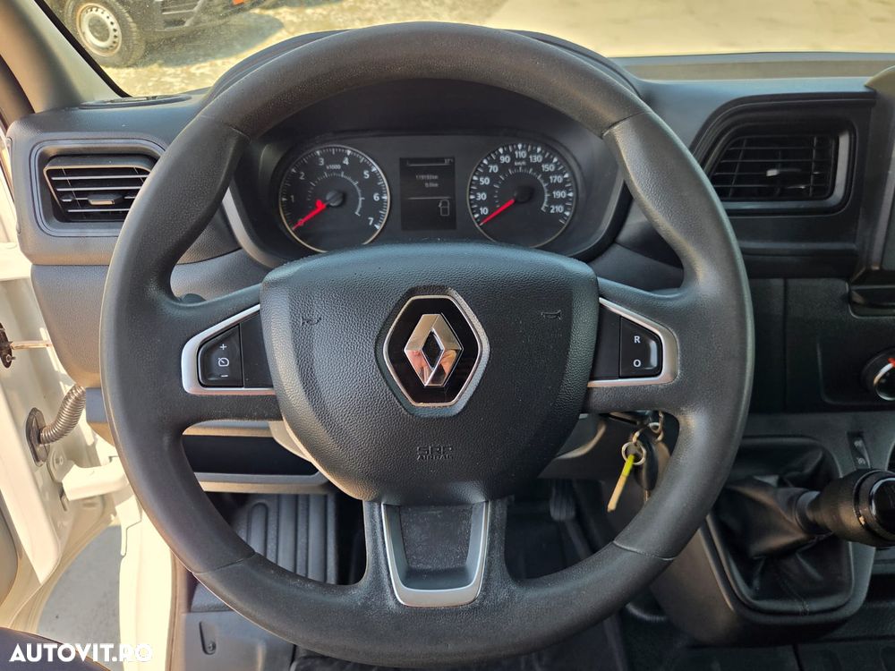 Renault New Master L2H2 - 24