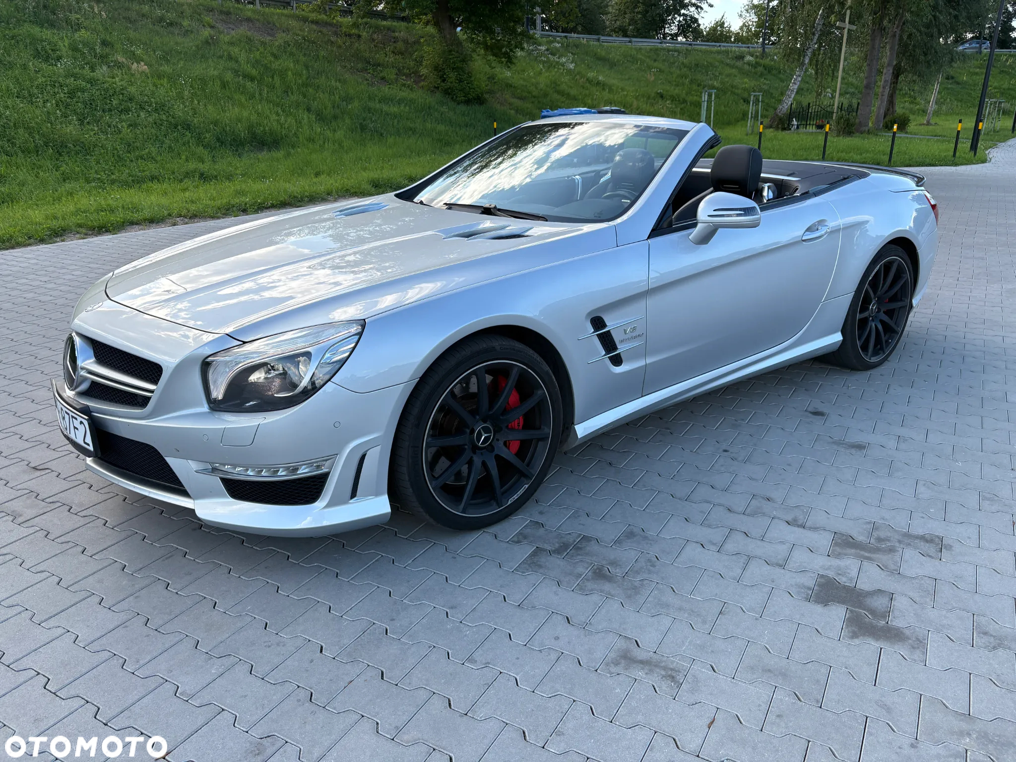 Mercedes-Benz SL 63 AMG AMG Speedshift MCT 7-Gang Sportgetriebe AMG Performance Package - 19