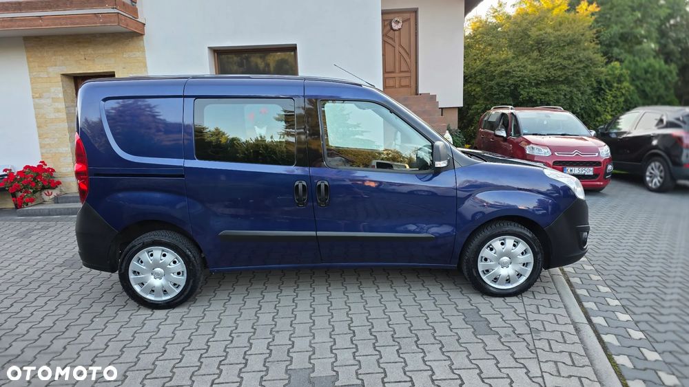 Opel Combo - 8