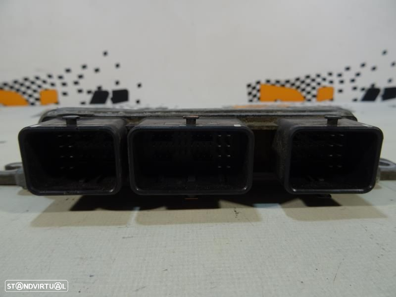 Centralina De Motor Nissan Juke (F15)  Mec940040 / Mec940 040 / Bem330 - 2