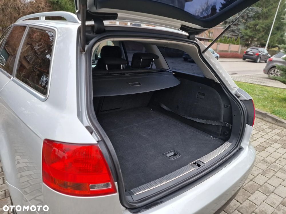 Audi A4 Avant - 22