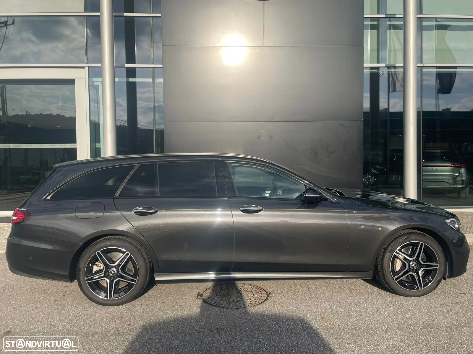 Mercedes-Benz E 300 de AMG Line - 11