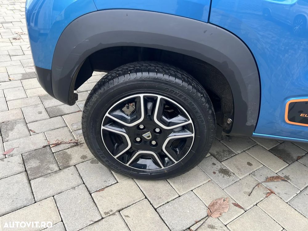 Dacia Spring Expression - 16