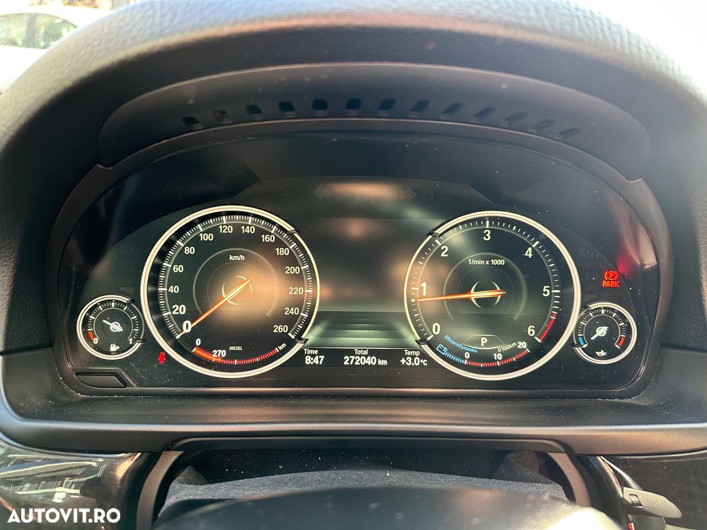 BMW Seria 5 518d Aut. Luxury Line - 17