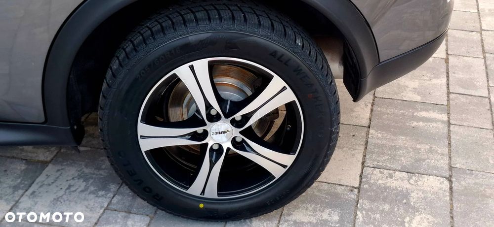 Nissan Juke 1.6 Visia - 11
