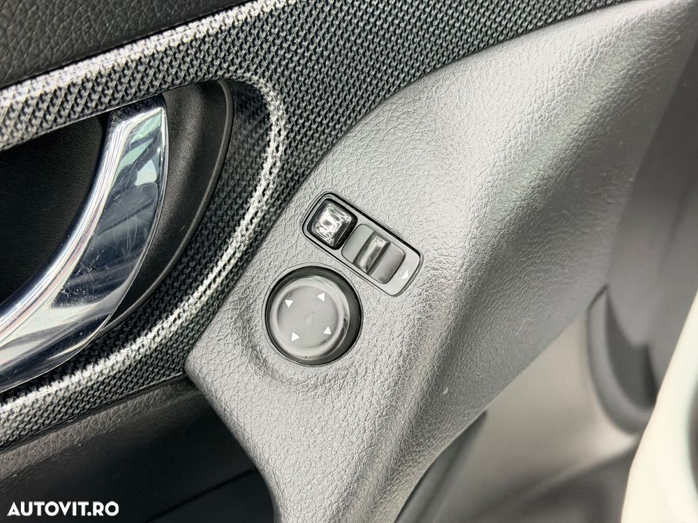 Nissan X-Trail 1.6 dCi Tekna - 12