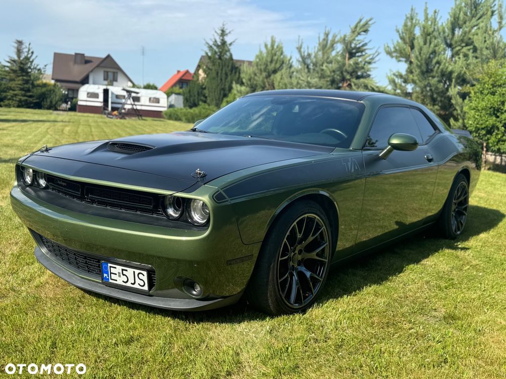 Dodge Challenger - 3