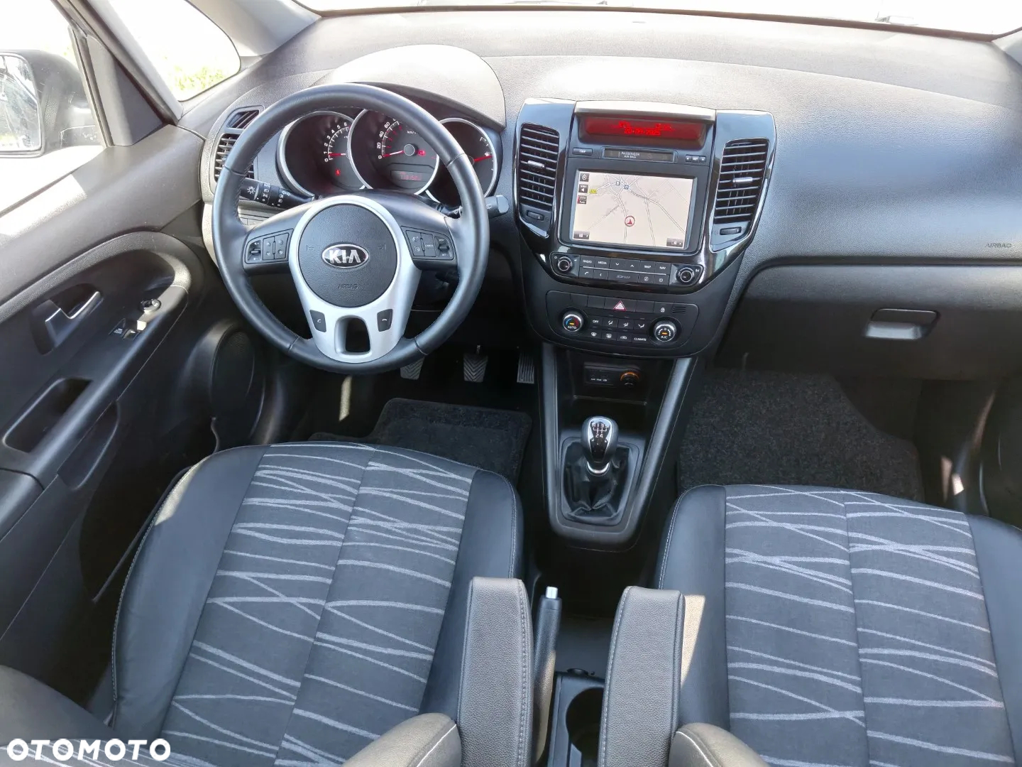Kia Venga 1.4 CVVT Business Line - 11
