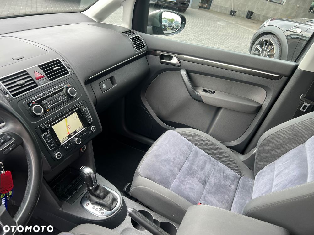Volkswagen Touran 2.0 TDI DPF Comfortline DSG - 12