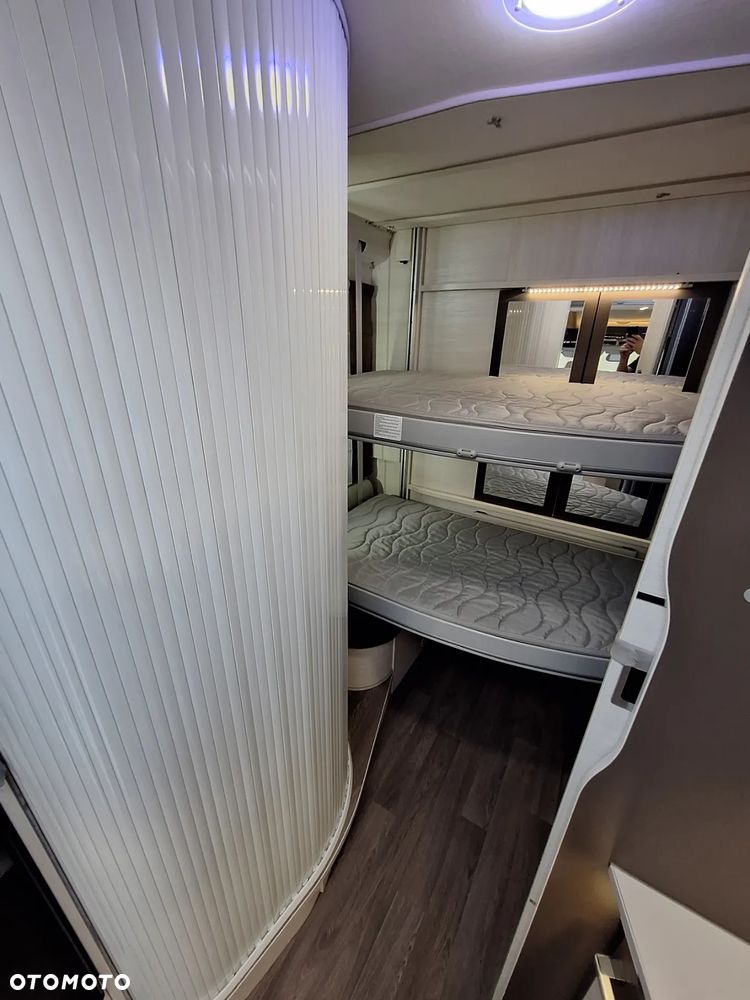 Challenger 396 GENESIS - 12