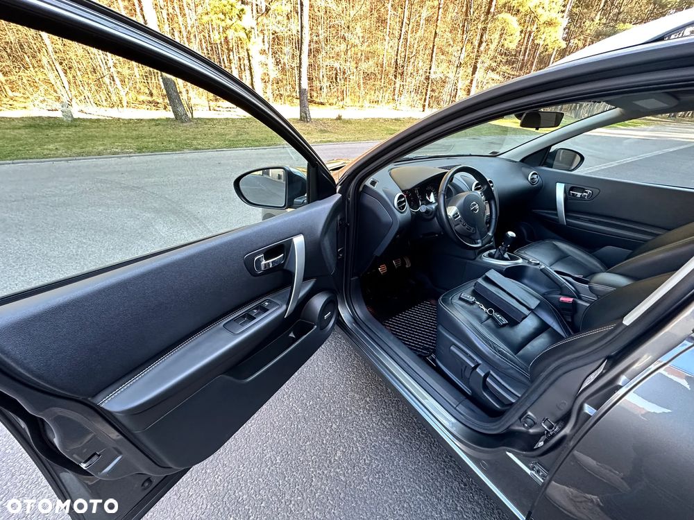 Nissan Qashqai 2.0 4x4 Tekna Premium - 18