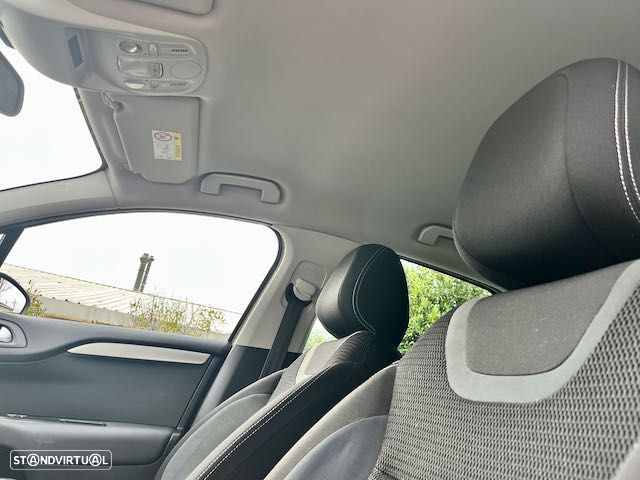 Citroën C4 1.2 PureTech Feel - 14