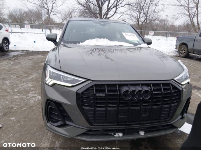 Audi Q3 - 4