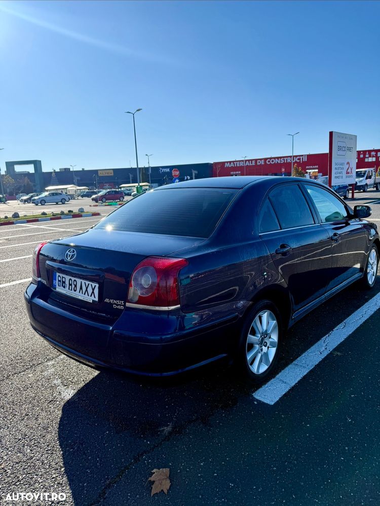 Toyota Avensis 2.0 D-4D Executive - 2