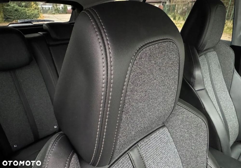 Peugeot 3008 BlueHDi 130 Stop & Start EAT8 Allure - 20