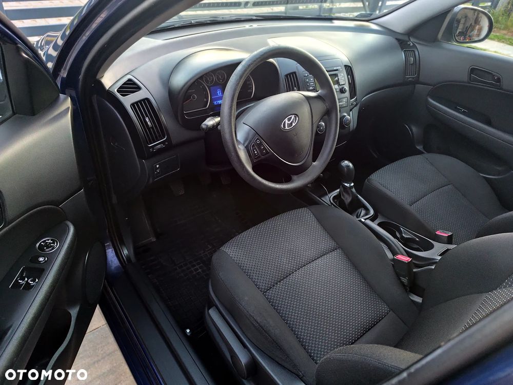 Hyundai i30 1.4 Comfort - 13