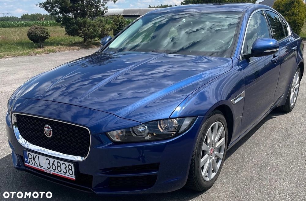 Jaguar XE 20d Prestige - 10
