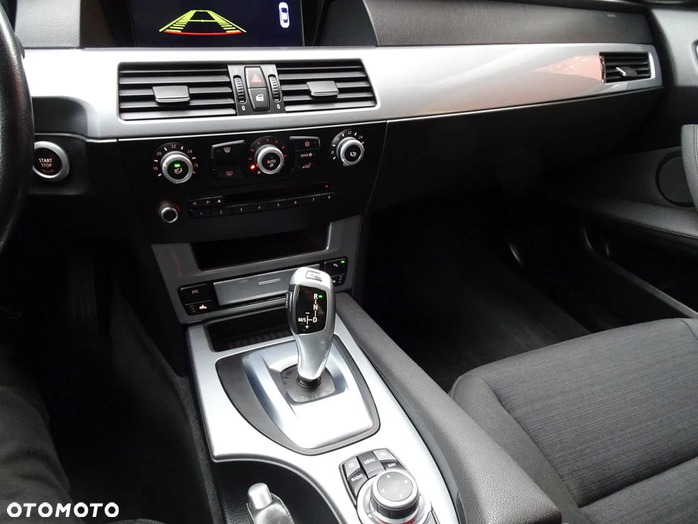 BMW Seria 5 520d Touring Edition Exclusive - 28