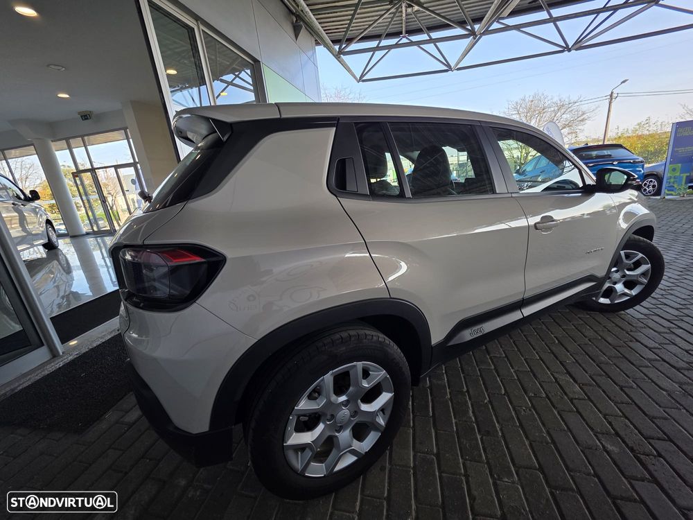 Jeep Avenger 1.2 GSE T3 Altitude - 4